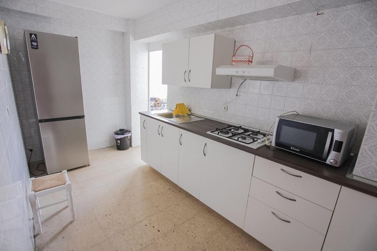 Habitacion Individual En La Victoria マラガ エクステリア 写真