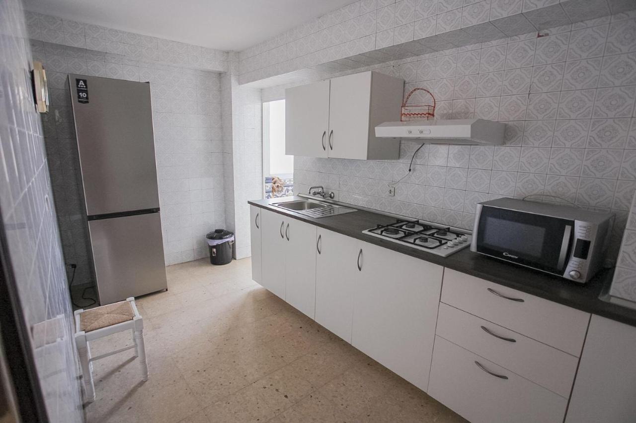 Habitacion Individual En La Victoria マラガ エクステリア 写真