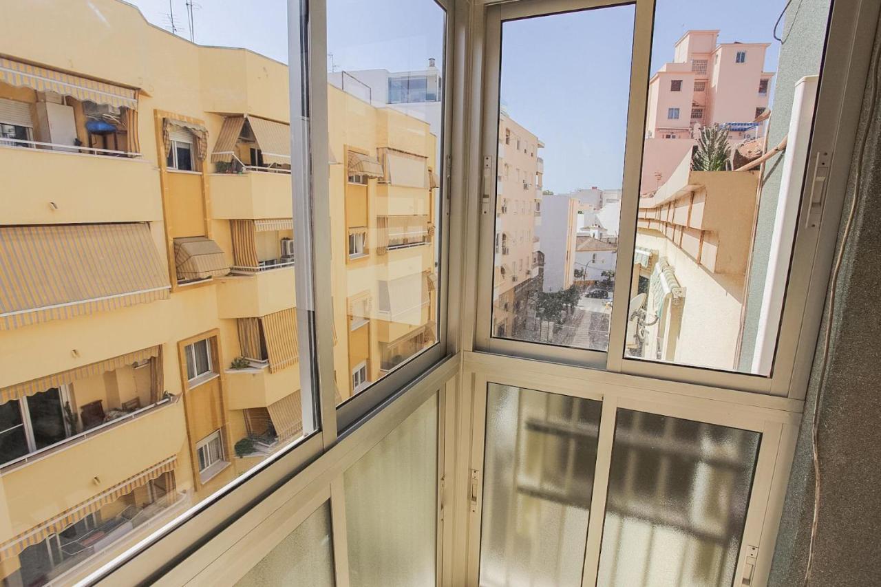 Habitacion Individual En La Victoria マラガ エクステリア 写真